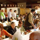 Un millar de personas acudieron al certamen del año pasado que inauguró Silván y el alcalde.
