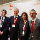 El rector de la Usal junto a los responsables de la Universidad Nacional de México. J .M . GARCÍA