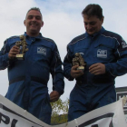 Raúl Díez, en el podio junto a su copiloto Recaredo Prieto.