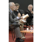 Los autores Luis Mateo Díez, Juan Aparicio -hijo- y José María Merino