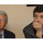 Ángel Villar, derecha, y Ramón Martínez en el homenaje que se le tributó en 2001 al que fuera mandatario de la Subdelegación Berciana.