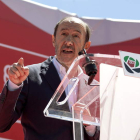 Rubalcaba, en un momento de su mitin en Extremadura.