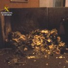 Uno de los once contenedores que ardieron. G.C.