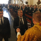 El nuevo abad del Dulce Nombre tomó posesión ayer del cargo en Santa Nonia. FERNANDO OTERO