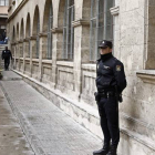 Cuesta de los juzgados de Palma por donde debe bajar la infanta Cristina