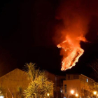 Imagen nocturna de la erupción del volcán Etna. ORIE3TA SCARDINO