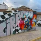 Las pintadas que reivindican el circuito han perdido fuerza en el paisaje urbano de La Bañeza