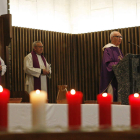 Un momento de la plegaria de la Virgen, que se celebró ayer. F. OTERO PERANDONES