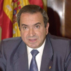 Emilio Lora Tamayo.