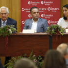 Guillermo García, Isaac de la Fuente e Irene Núñez, durante la constitución de la directiva. RAMIRO