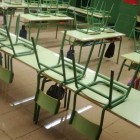 Imagen facilitada por los padres de cómo han quedado las aulas del colegio afectadas. DL