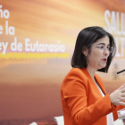 La ministra Carolina Darias en un acto conmemorativo del primer año de la ley de eutanasia, ayer en Madrid.  EMILIO NARANJO