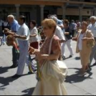 Los jubilados de Astorga disfrutaron de la fiesta entre castañuelas y tamboril