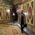 Torrent llega al Parlamento de Cataluña.