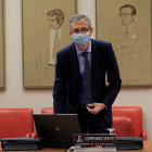 El gobernador del Banco de España, Pablo Hernández de Cos, ayer en el Congreso. FERNANDO ALVARADO