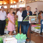 Un momento de la inauguración de la muestra artística en el recinto ferial. MACÍAS