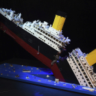 Detalle de una reproducción del Titánic construida con Lego en Brisbane (Australia). EFE/DAN PELED