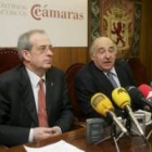 Jesús Sorey Carril y Manuel Lamelas Viloria durante su intervención de ayer en la Cámara de León.