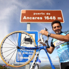 El ciclista leonés Javier Pascual sigue muy vinculado a la bicicleta. ANA F. BARREDO