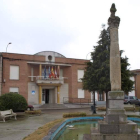 Imagen de la fachada del Ayuntamiento de Villademor de la Vega.