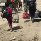 Un niño iraquí huye del avance de los guerreros yihadistas. ISAAC J. MARTÍN