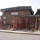 Obras de construcción de una cochera para dos ambulancias junto al centro de salud. CAMPOS