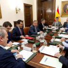 El ministro del Interior durante la reunión con asociaciones de la Guardia Civil. MIGUEL BERROCAL