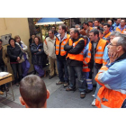 Trabajadores de Urbaser, reunidos en asamblea, en una imagen de archivo.