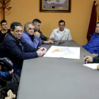 El encuentro para abordar el desarrollo del regadío se celebró en El Burgo Ranero. ACACIO