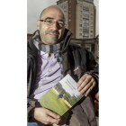 El escritor burgalés Óscar Esquivias. SANTI OTERO