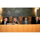 Los protagonistas de un acuerdo histórico: Lázaro García Bayón, Luis Rodríguez Aller; Isabel Carrasco; Jaime González, Matías Llorente y Lupicinio Rodrigo.