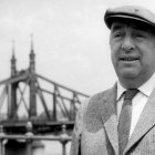 El poeta chileno Pablo Neruda, cuyos restos están en su casa-museo de Isla Negra.