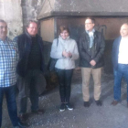 Martínez Ramón y Sáiz, en el centro, durante la visita realizada. DL