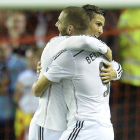Benzema y Cristiano Ronaldo,los protagonistas del ‘ciclón’ blanco en Anfield.