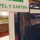 Contenedores de recogida selectiva de basuras en el punto limpio de León