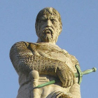 Estatua de Guzmán El Bueno en Tarifa, en la Alameda. DL