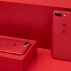 0   Nueva versión OnePlus 5t en rojo.