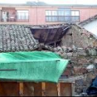 La cubierta de la Casa del Capataz ofrece este aspecto si se contempla desde la fachada posterior