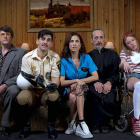 Los actores Javier Márquez, Fran Perea, Toni Acosta, Javi Coll y Ainhoa Santamaría. DL