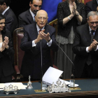 La presidenta de la Cámara, Laura Boldrini; Napolitano y el presidente del Senado, Pietro Grasso.