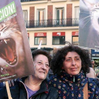 Simpatizantes del PACMA, en un acto del partido en Madrid durante la campaña de las elecciones generales 2019. /