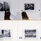 Parte de la exposición ‘EFE, 75 años en fotos’, que conmemora el nacimiento de la agencia en la ciudad hace 75 años.