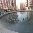 Fuente de la glorieta de la Estación congelada. L. DE LA MATA