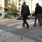 Los rebajes en los pasos de peatones son algunas de las obras previstas.