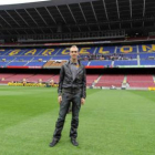 Sergio Sánchez en el centro del Nou Camp