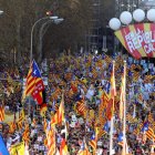 Los independentistas catalanes se manifiestan por las calles de Madrid. J. J. GUILLÉN