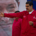 Maduro recibe una marcha de trabajadores.
