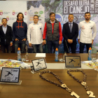 Representantes de instituciones, colaboradores y de la organización en la presentación. MARCIANO