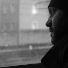 Uno de los fotogramas de la película: el pueblo desde el tren