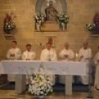 Calixto Sánchez, en el centro, conmemoró sus bodas de plata sacerdotales